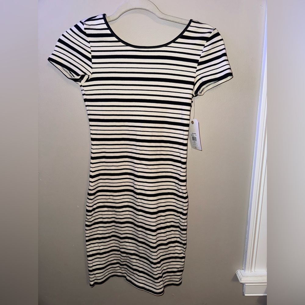 Billabong Black and White Striped Short-Sleeve Mini Dress